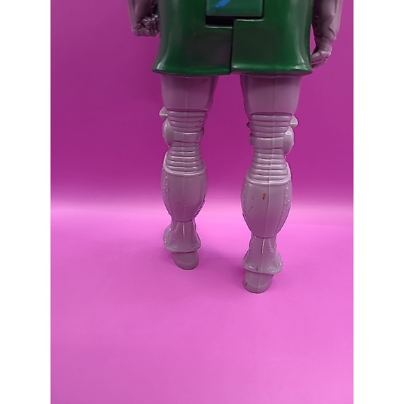 DOCTOR DOOM ( 12" ) ( 2014 ) MARVEL TITAN HERO ( CLASSIC SERIES ) ACTION FIGURE - Picture 7 of 8